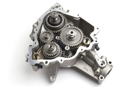 RECONSTRUCCIÓN MODIFICADA CAJA CAMBIOS DE FERRARI FF/GT4C