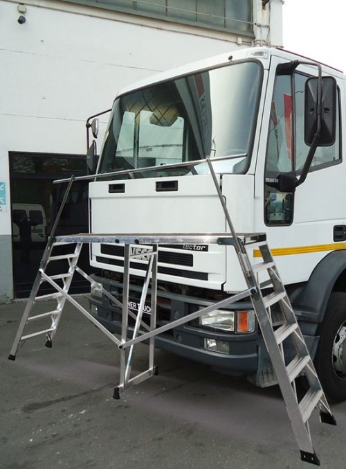 ANDAMIO PLEGABLE PARA TRABAJOS EN CAMIONES SVELT