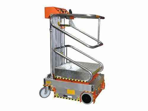PLATAFORMAS AÉREAS DE TRABAJO AUTOPROPULSADAS ALMACENAMIENTO/TALLERES/INDUSTRIA