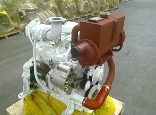 MOTOR MARINO CUMMINS 4BT